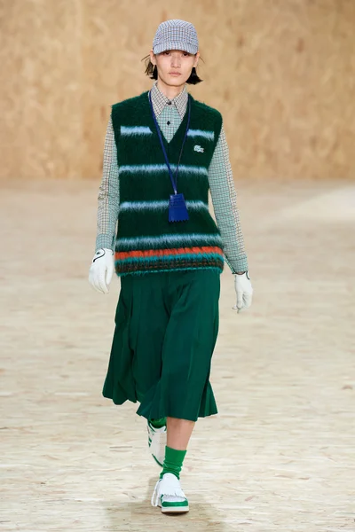 Look 2